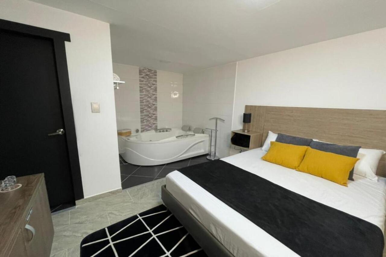Hotel Velero San Antonio  Εξωτερικό φωτογραφία